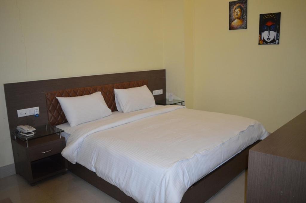 Hotel Sravasti Residency Katra  Dış mekan fotoğraf